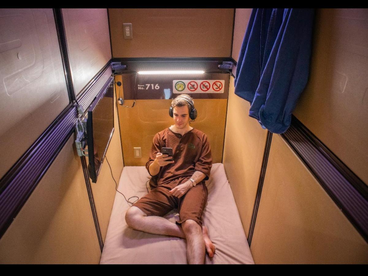 Capsule Hotel Anshin Oyado Premium Nagoya Sakae Exterior foto
